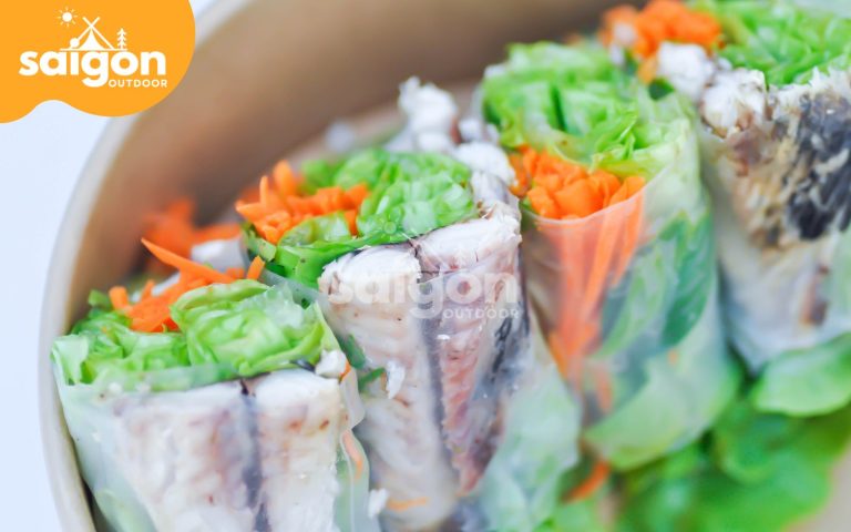 Gói cuốn là món ăn cắm trại lý tưởng