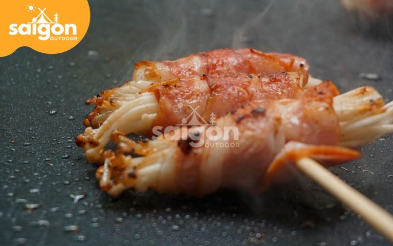 thịt bò cuộn nấm kim châm