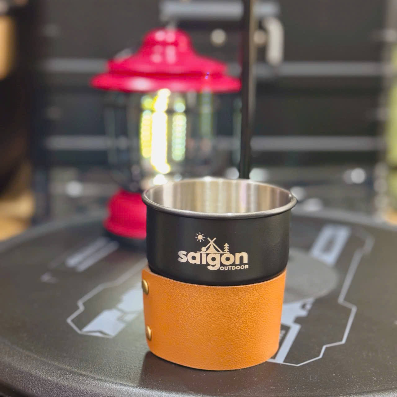 Ly (Cốc) cắm trại dùng uống nước Saigon Outdoor, Chất liệu INOX không gỉ 304 cao cấp, dày dặn, thiết kế an toàn - Đen