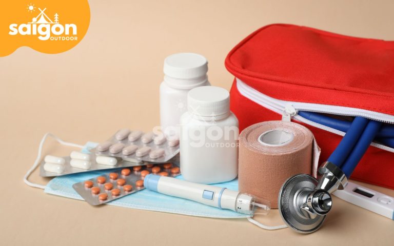 Các loại thuốc và thiết bị y tế