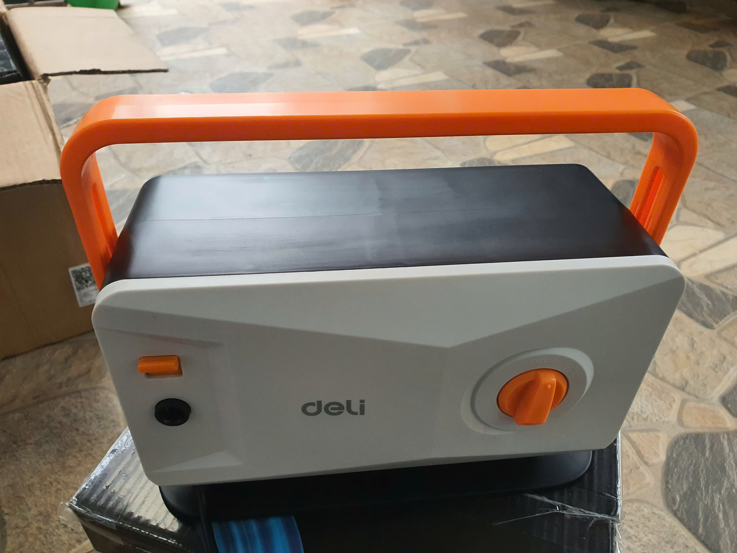 Máy Rửa Xe Mini Deli Dáng Nằm Cao Áp Chính Hãng Rửa Xe Tưới Cây Vệ Sinh Nhà Cửa SAIGON OUTDOOR