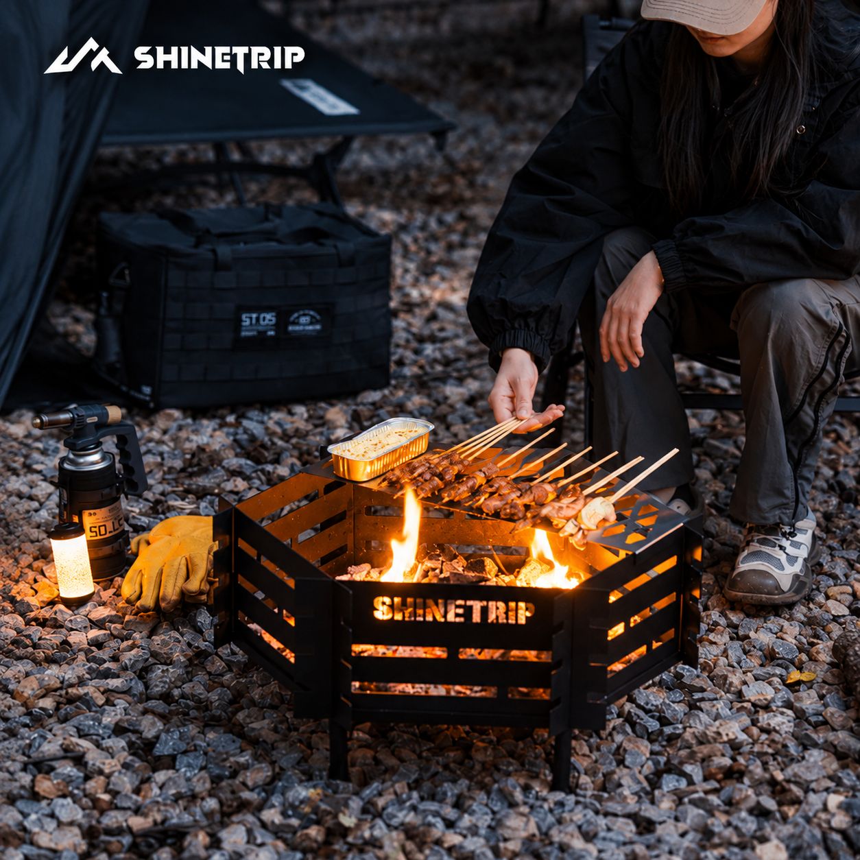 Bếp Lửa Dã Ngoại ShineTrip Gấp Gọn – Khay Đốt Củi Thép Carbon, Bếp Đốt Lửa Camping, BBQ Ngoài Trời