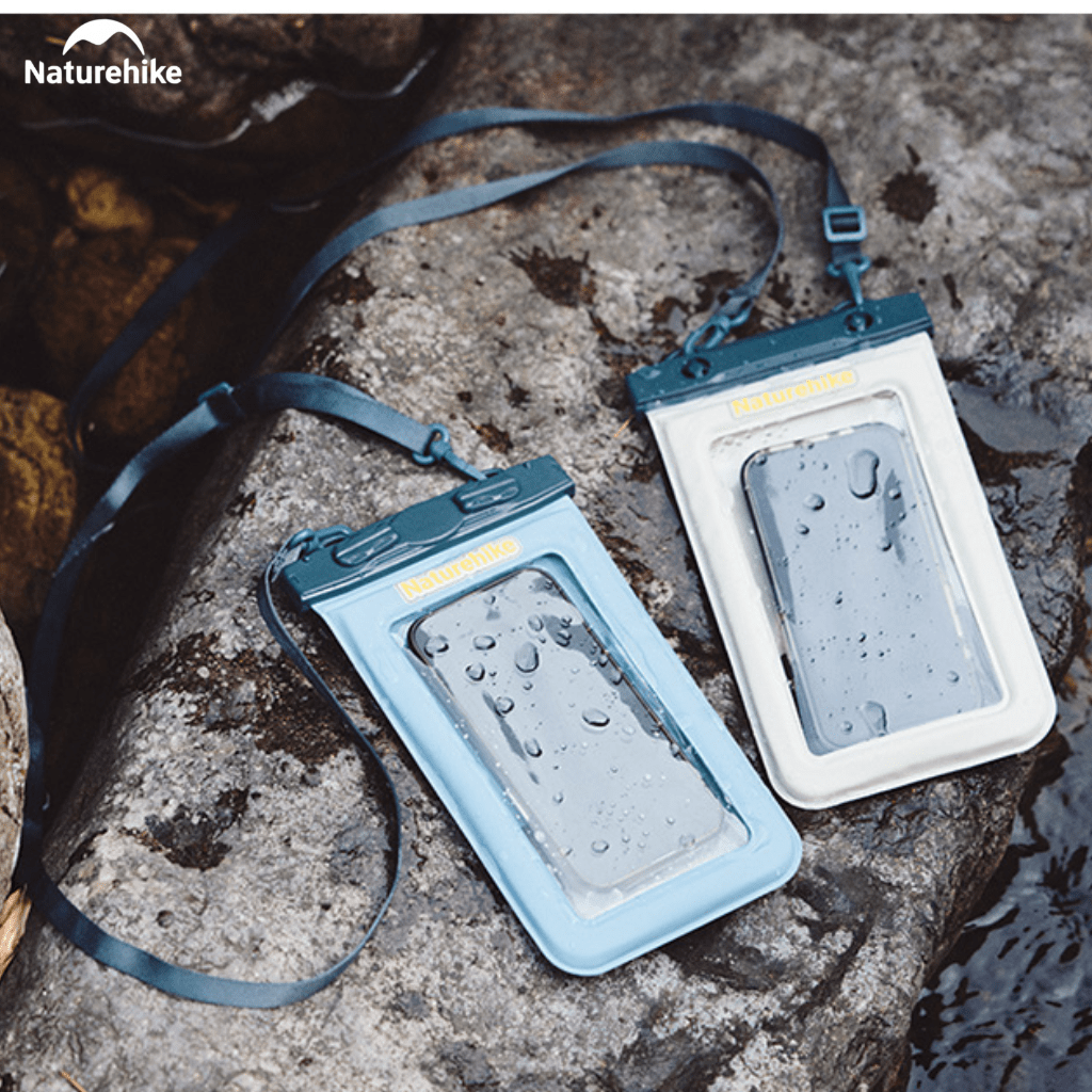 Túi chống nước bảo vệ điện thoại NATUREHIKE CNK2300BS015 – Dùng khi đi mưa, đi biển, du lịch