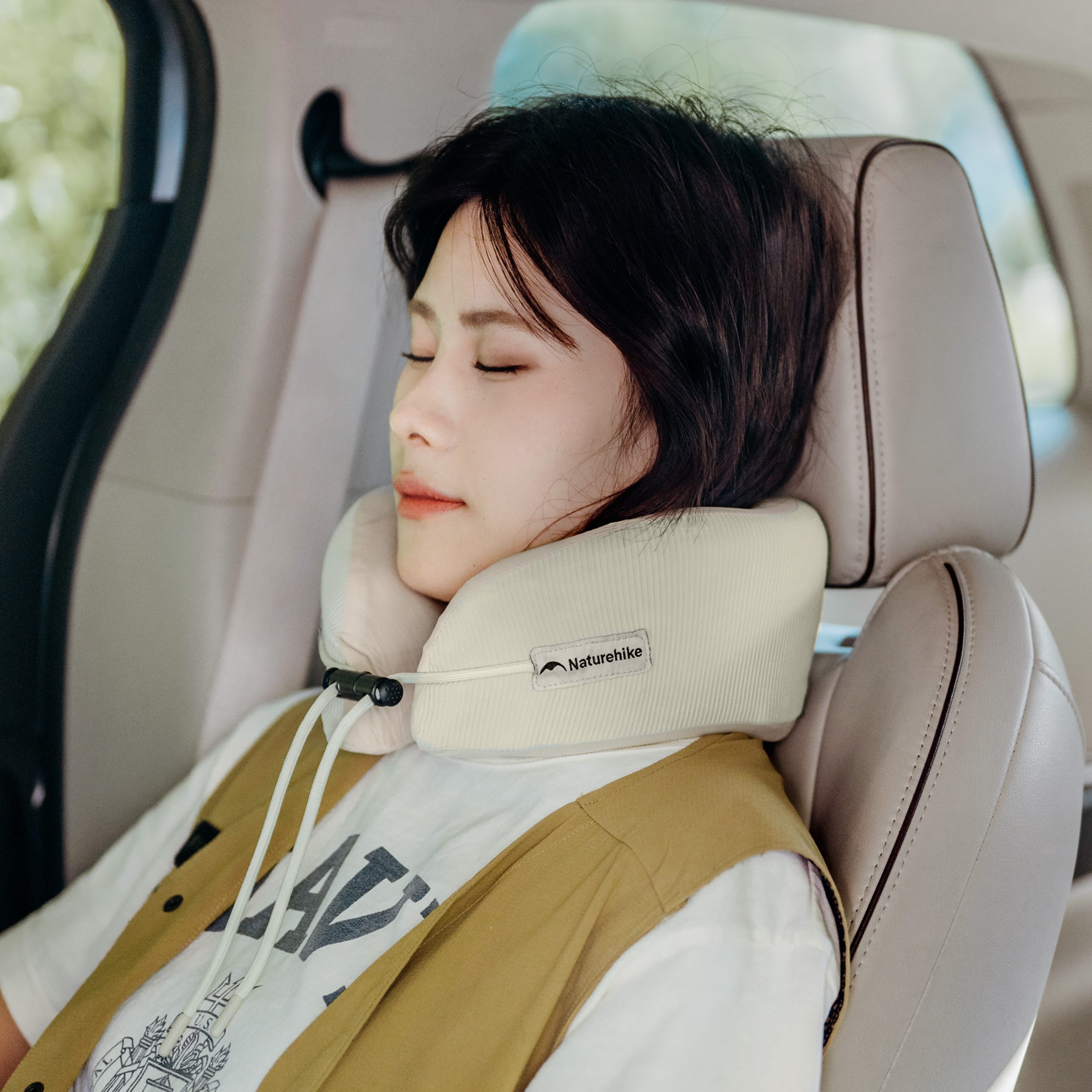 Gối Kê Cổ Chữ U CNK2450WS019 Naturehike Memory Foam Du Lịch Văn Phòng Ô Tô Gấp Gọn Có Hộp Đựng