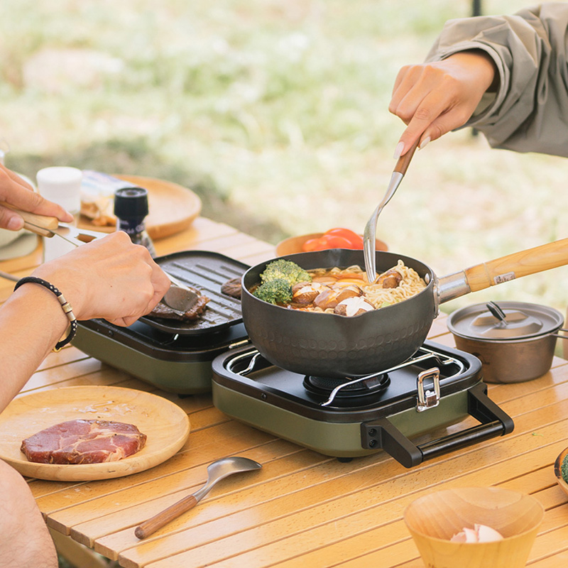 Bếp Gas Cắm Trại Ngoài Trời, thiết kế Mini Kiểu Nhện Màu Đen, Dùng Cho Dã Ngoại, Camping NH22RJ003