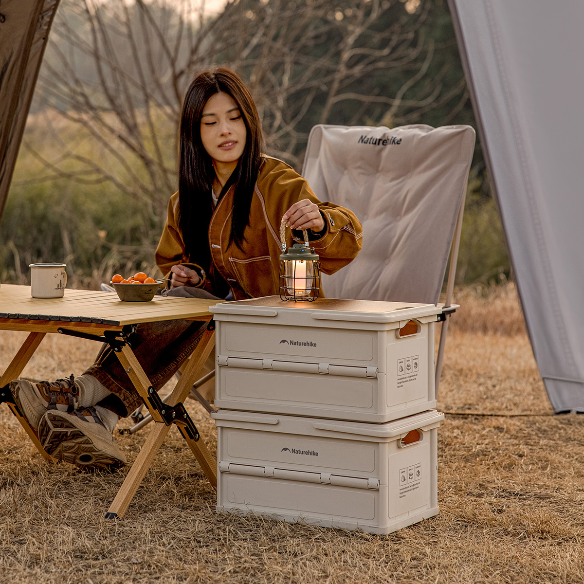 Thùng Đựng Đồ Gấp Gọn Naturehike 25L Có Mặt Bàn Vân Gỗ, Tay Xách, Xếp Chồng Đa Năng CNK2550XB017