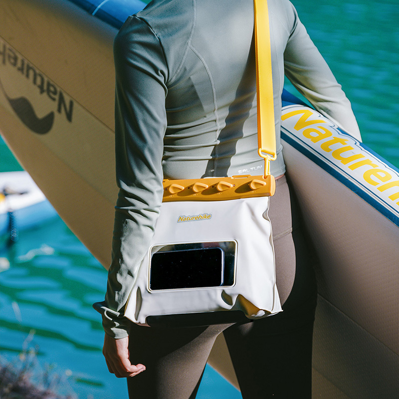 Túi Chống Nước Naturehike 2.6L/5.6L Đựng Điện Thoại, Túi Đeo Chéo Đi Biển Chèo SUP PVC CNK2300BS016