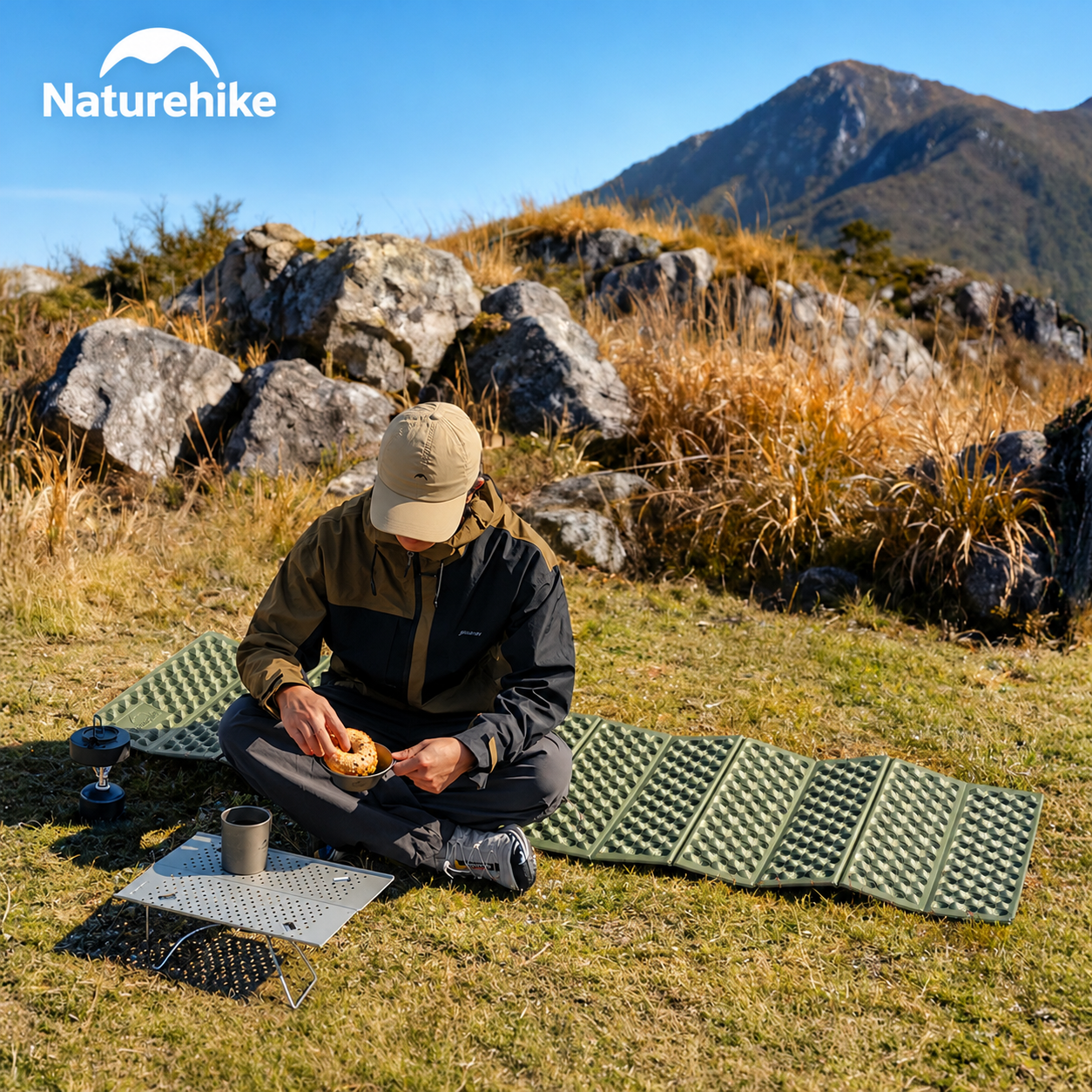 Đệm Tổ Ong Naturehike IXPE Phủ Nhôm – Cách Nhiệt, Gấp Gọn, Siêu Nhẹ CNK2650WS010